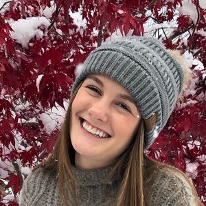 Meet your Posher, Stephanie